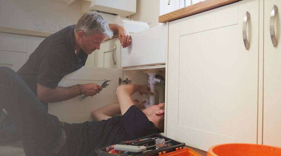 Professional burst pipe repair services in Williamsfield, IL